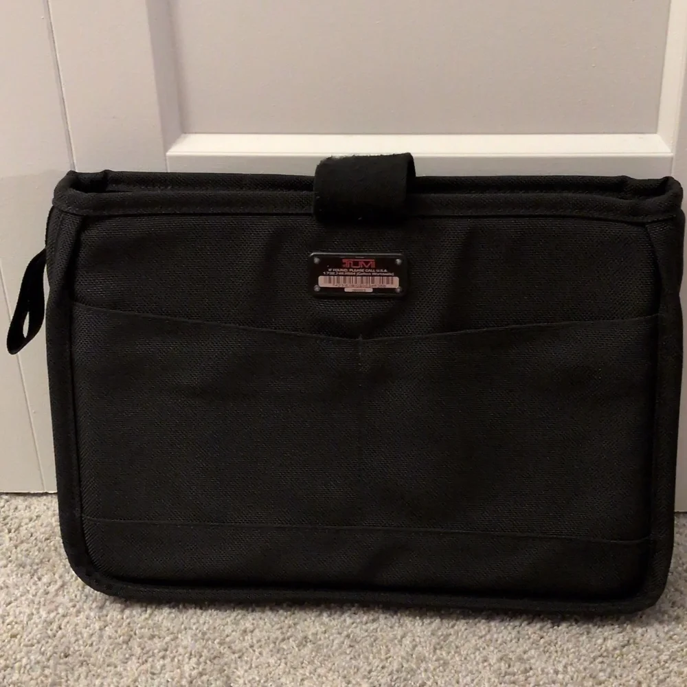 TUMI Black Textured Sleeve